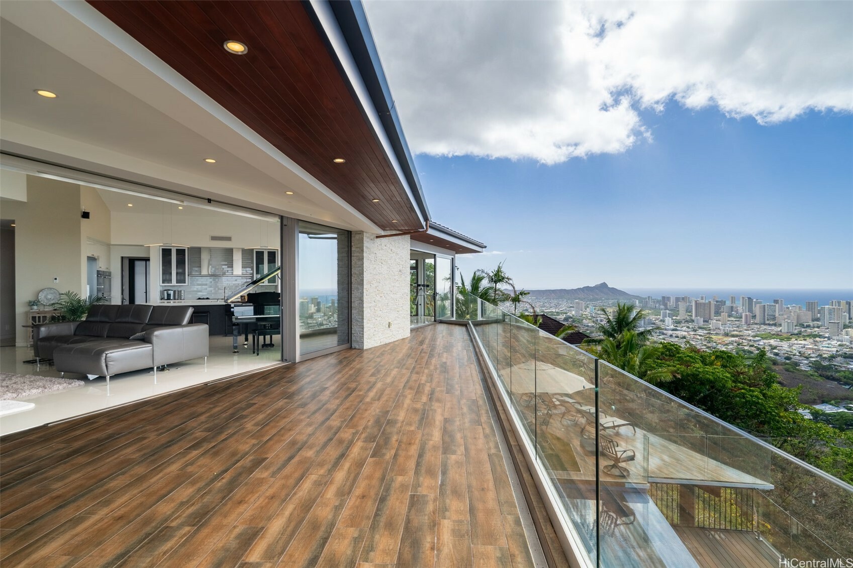 2809 Round Top Drive  Honolulu HI 96822 photo