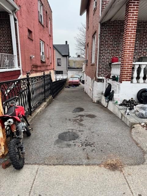 Property Photo:  4107 Lowerre Place  NY 10466 