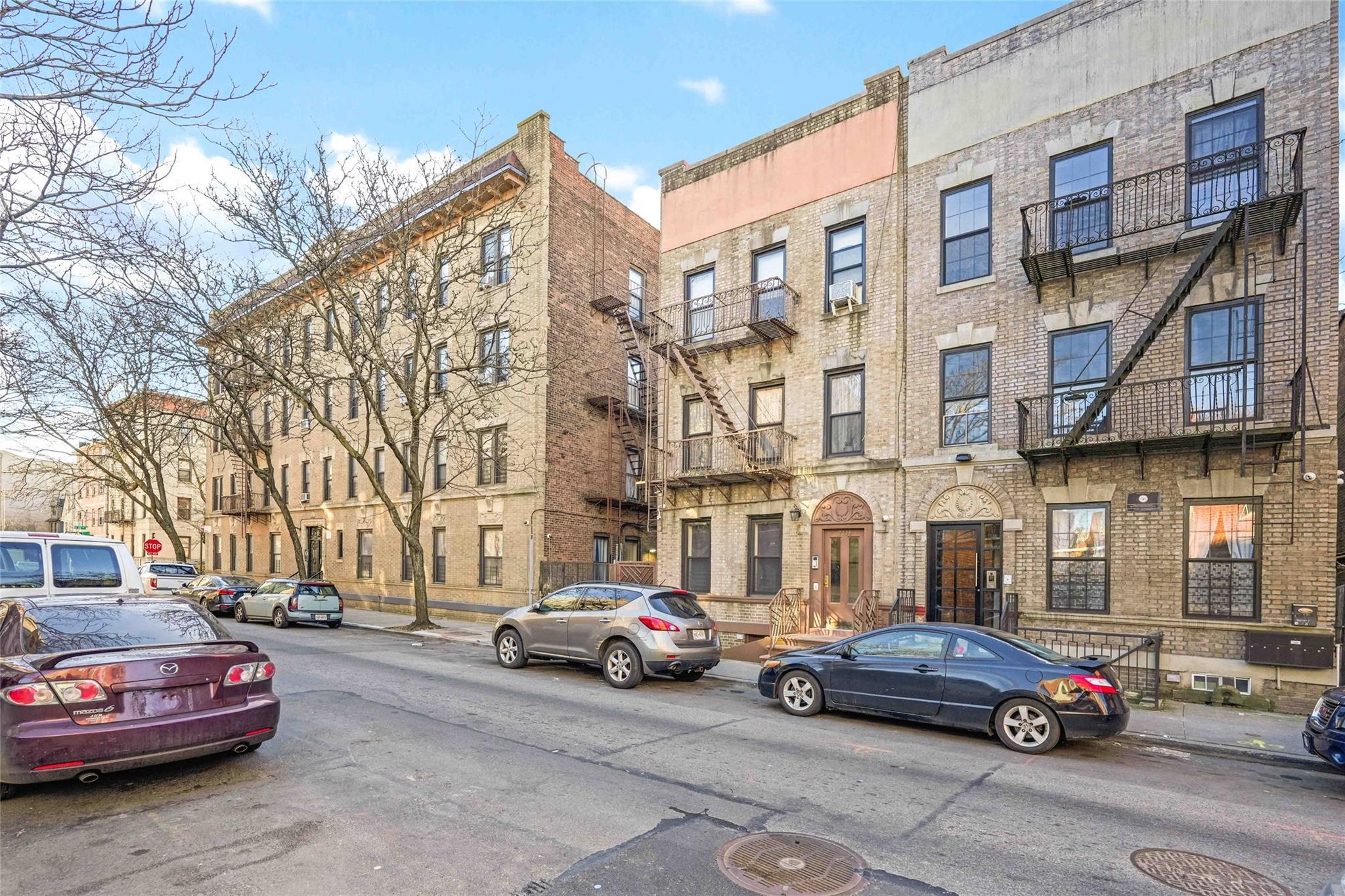 Property Photo: 2146 Cortelyou Road 1R NY 11226