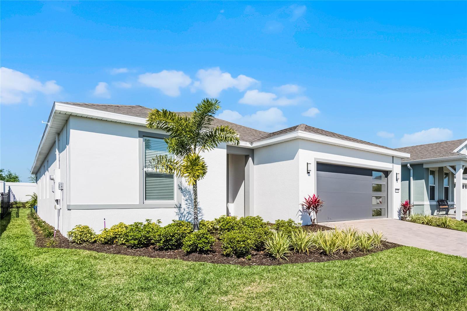 Property Photo: 13732 Fresh Ivy Street FL 34787