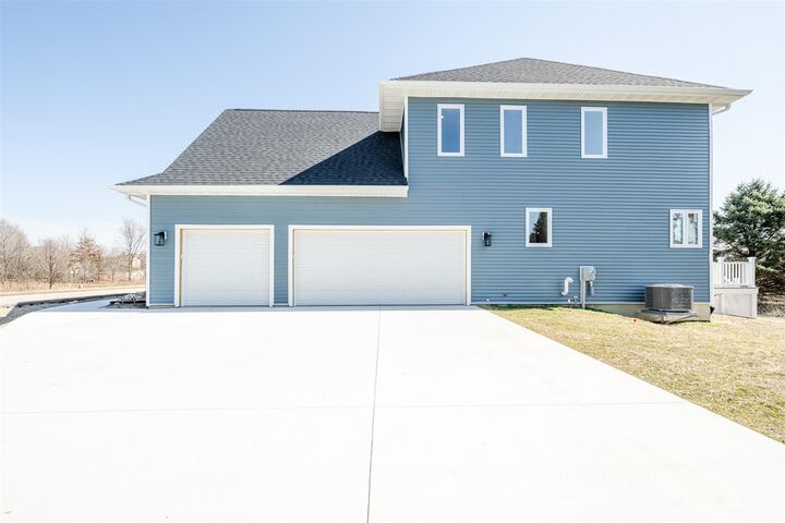 Property Photo: 2430 Ulrich Lane MI 49127