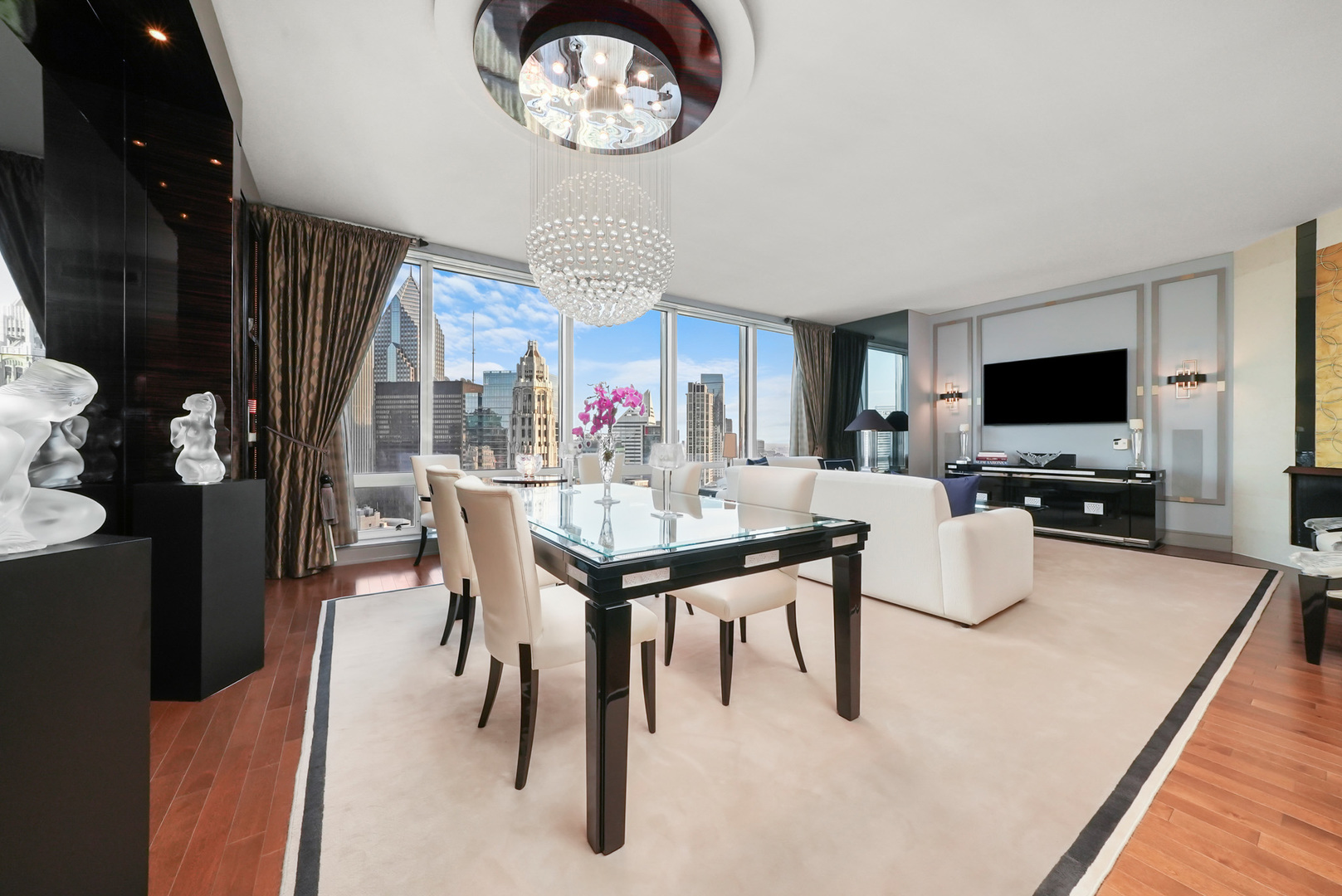 Property Photo: 401 N Wabash Avenue 30J IL 60611