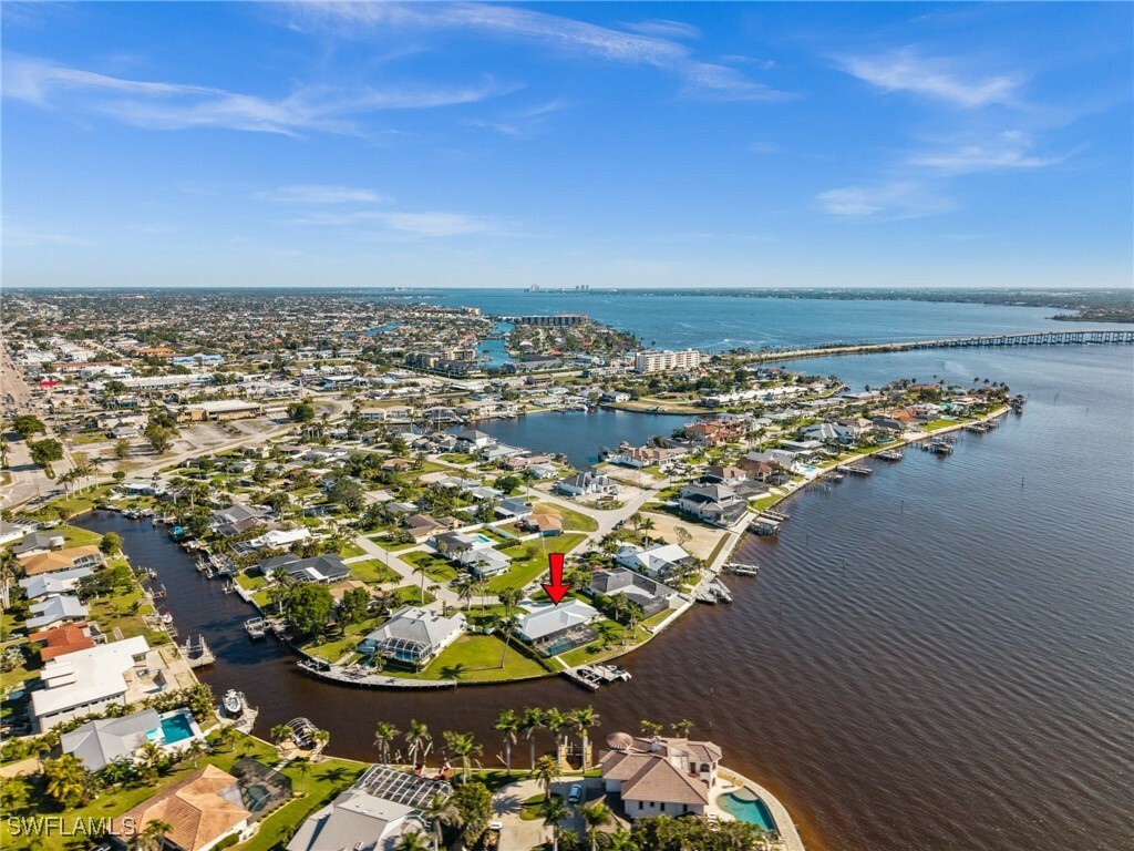 Property Photo: 1600 Edith Esplanade FL 33904