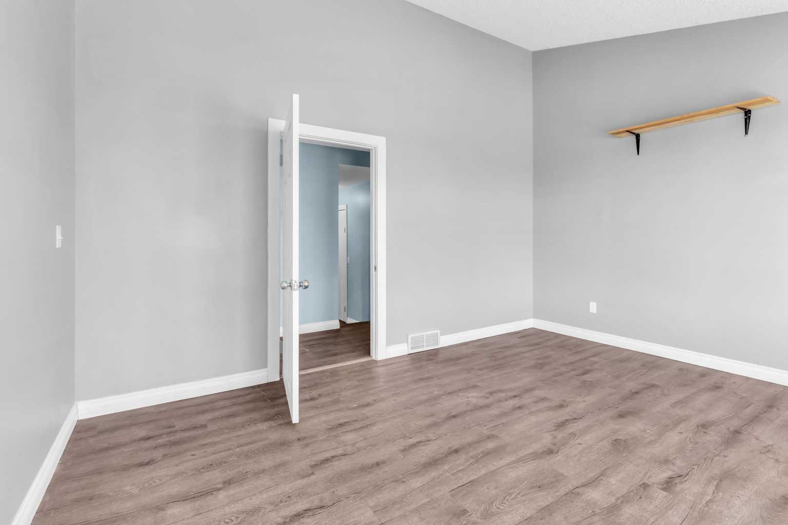 Property Photo: 111 Pinemill Mews NE AB T1Y 4R6