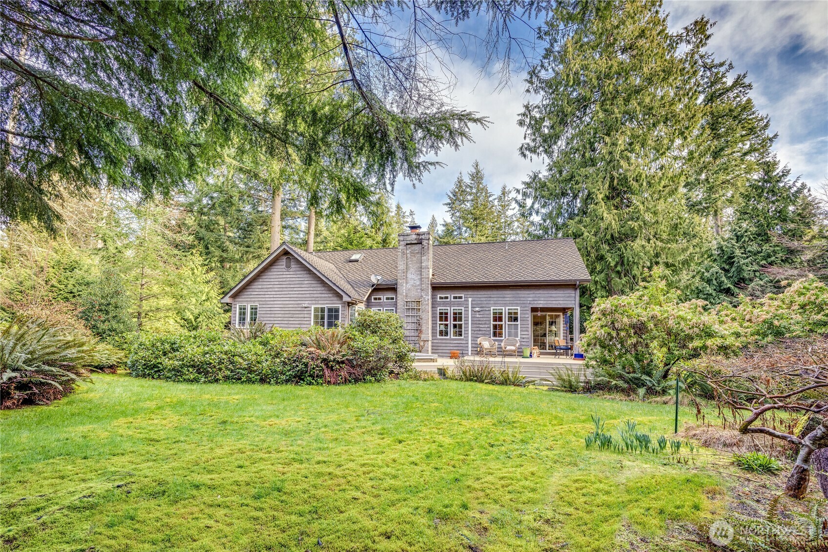 Property Photo: 32 Oak Shore Court WA 98368