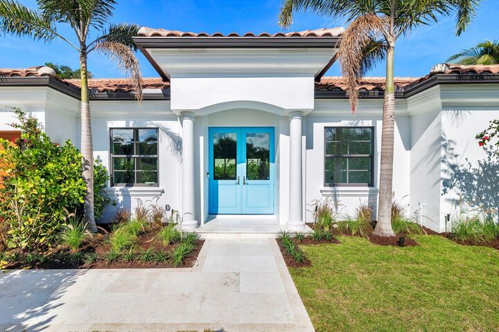Property Photo:  107 Gregory Place  FL 33405 
