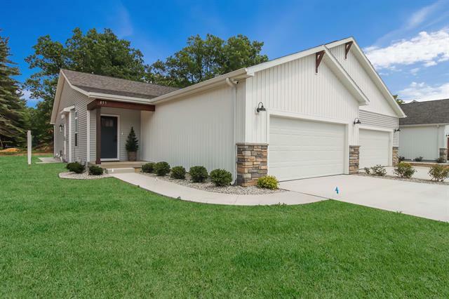 1737 Linden Avenue  Garfield Twp MI 49686 photo
