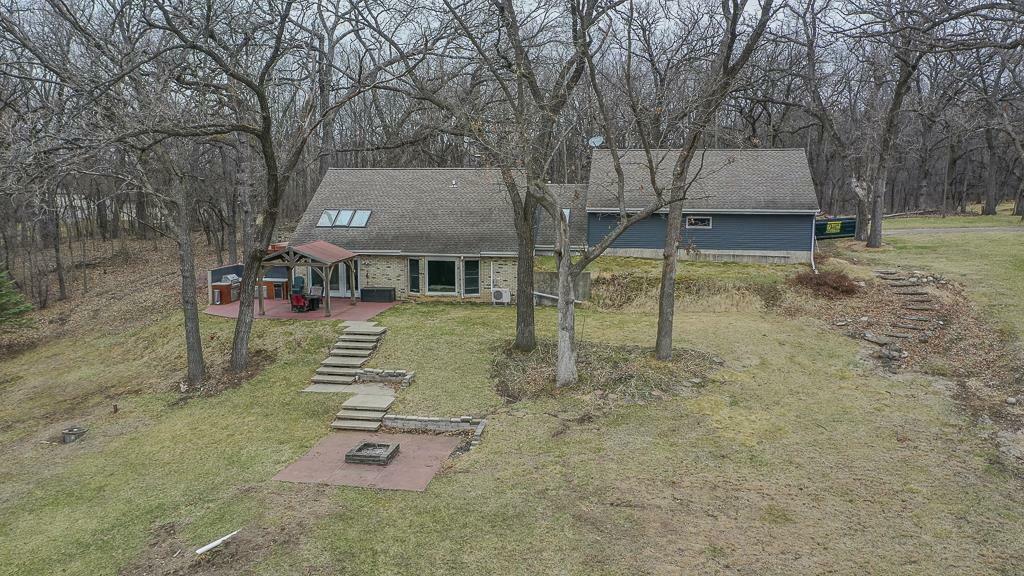 Property Photo: 564 East Merrifield Road WI 53534