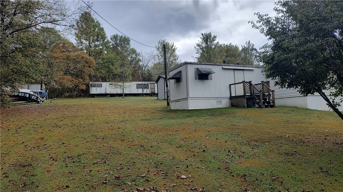 Property Photo: 165 Magnolia Rd. PA 15411