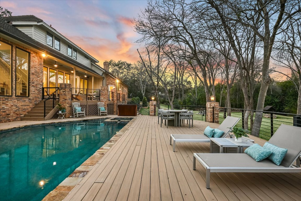 Property Photo: 504 Konstanty Circle TX 78746