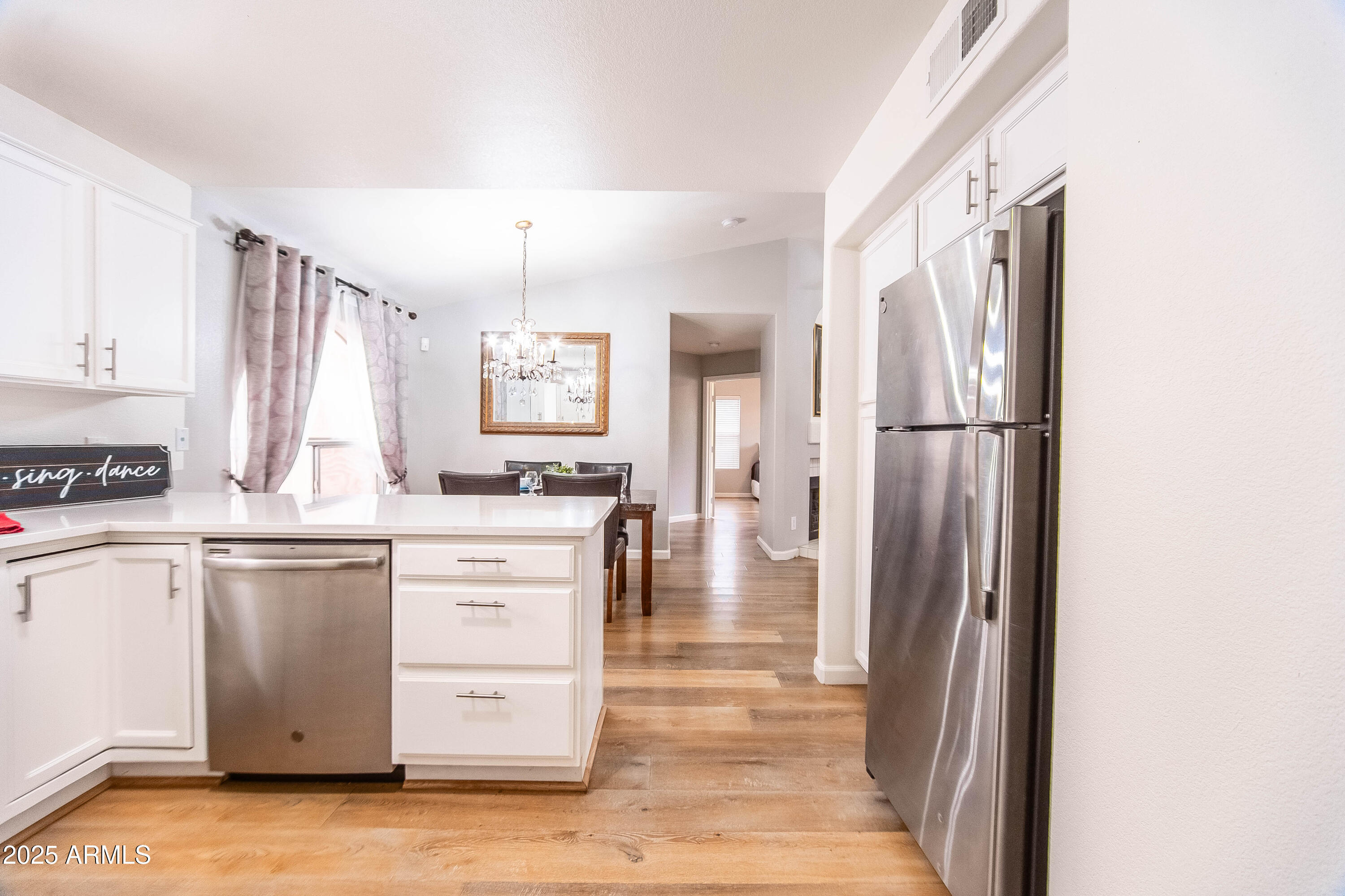 Property Photo:  910 W Redondo Drive  AZ 85233 