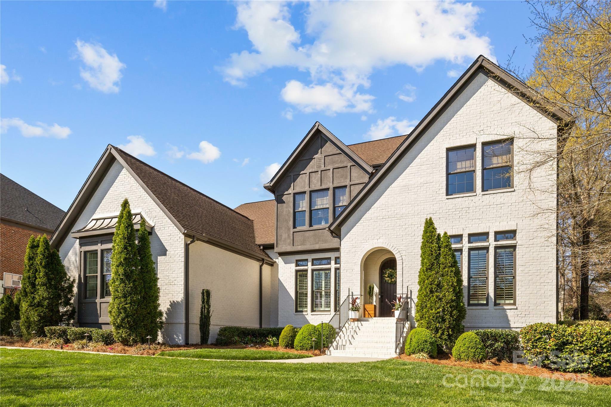Property Photo: 318 Montrose Drive NC 28173