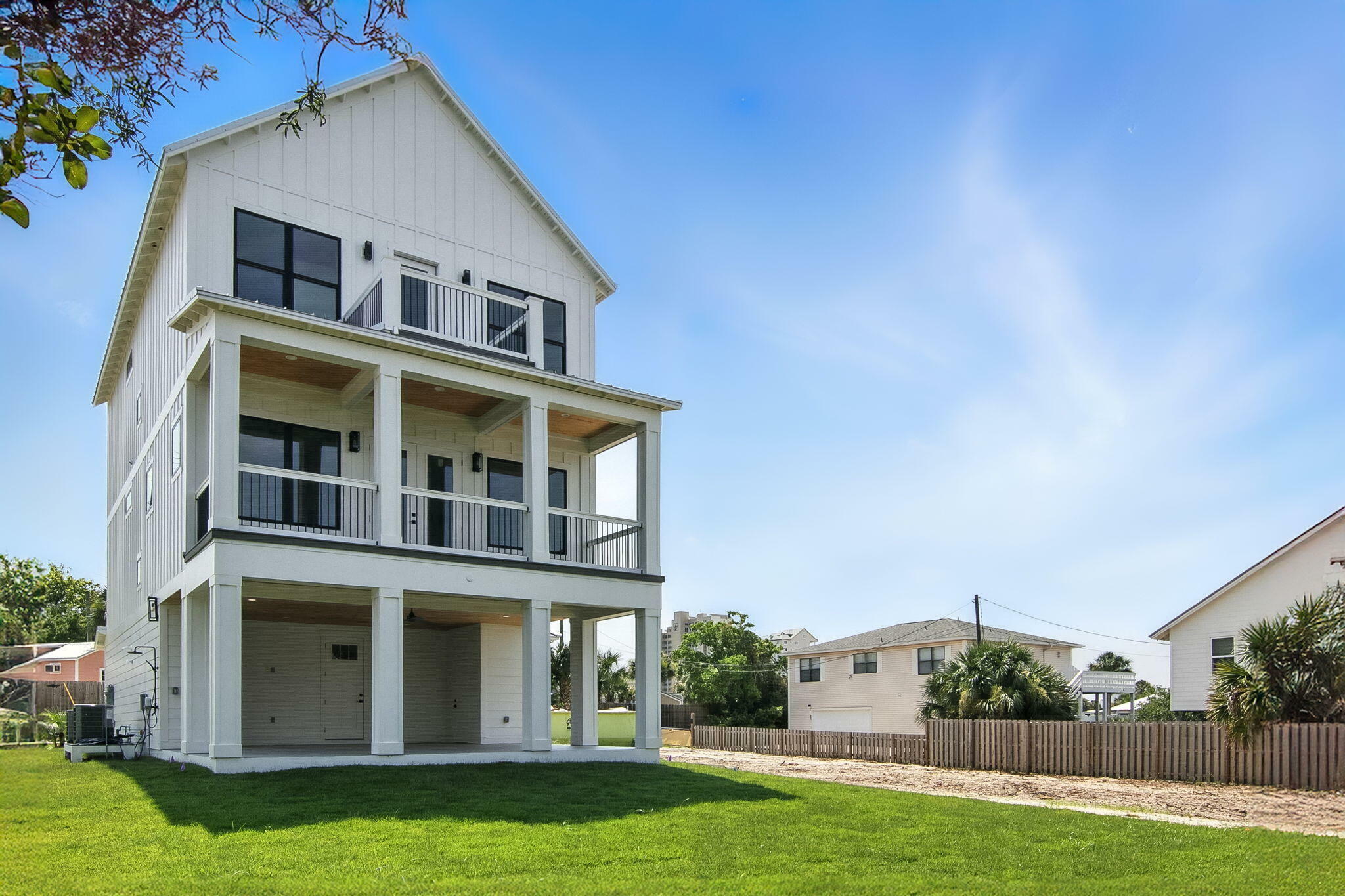 Property Photo: 162 Casting Lake Road FL 32550