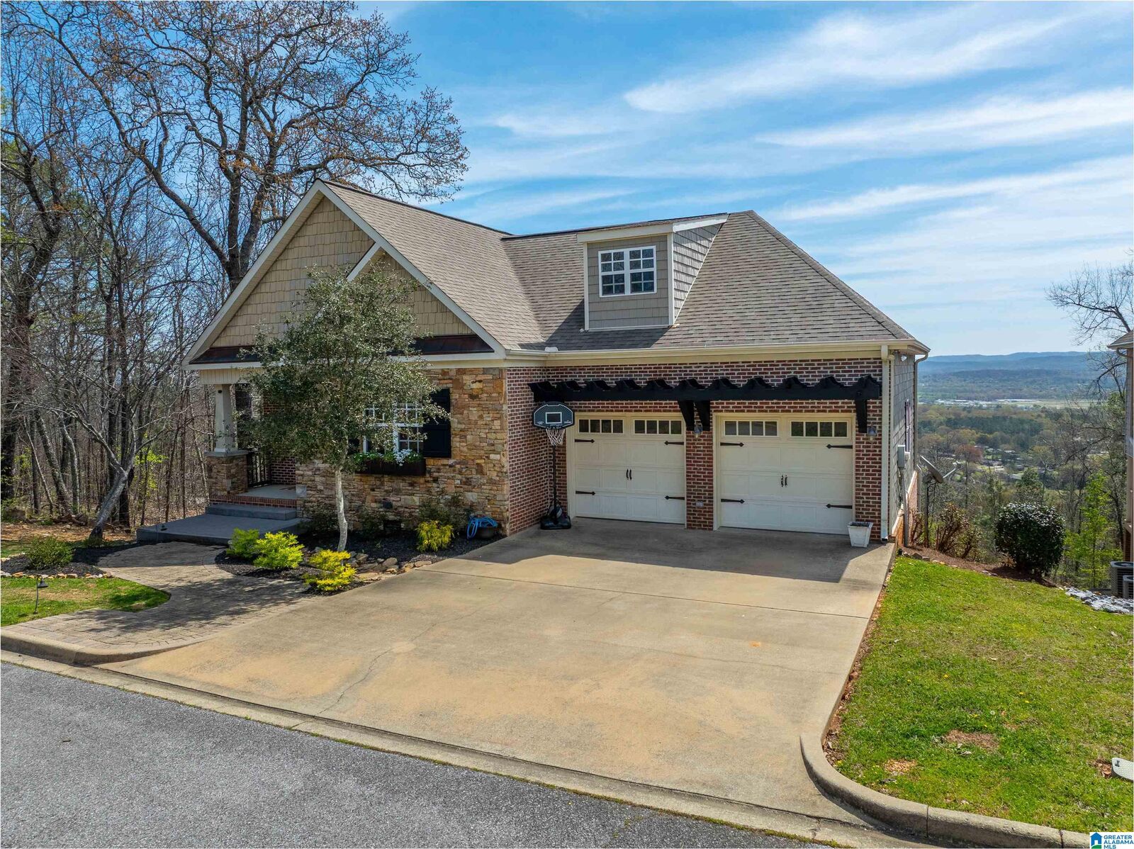 Property Photo:  133 Mountain Pointe Road  AL 36203 