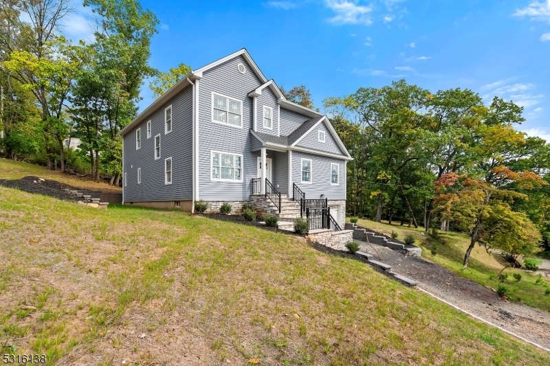 Property Photo: 518 Cardinal Ln NJ 08812
