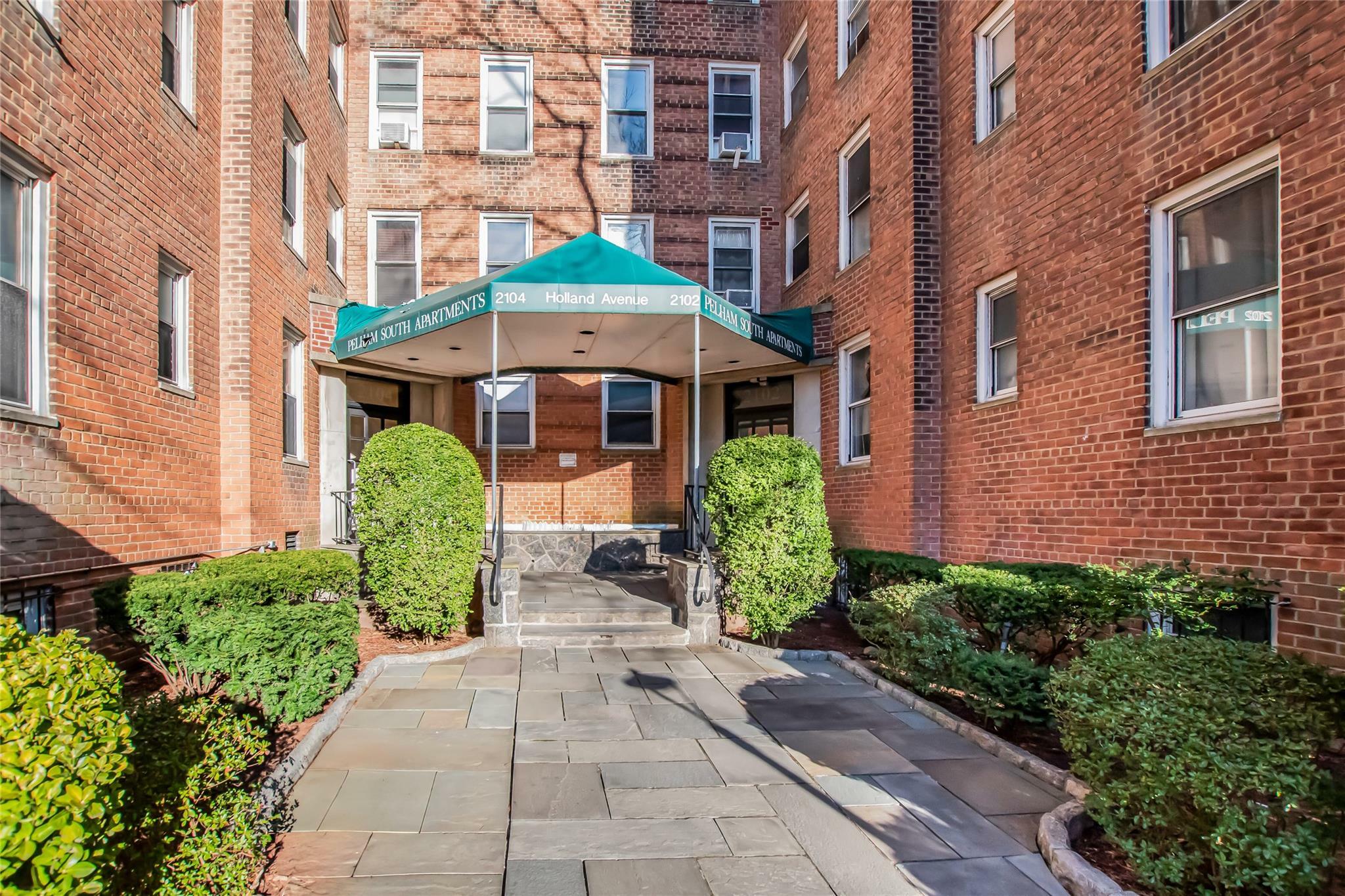 2102 Holland Avenue 4F  Bronx NY 10462 photo