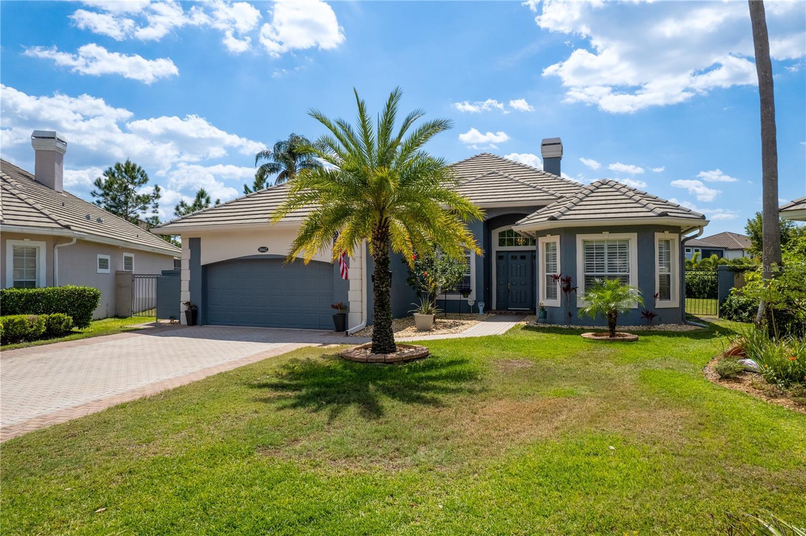 Property Photo: 10662 Woodchase Circle FL 32836