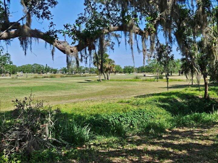 Property Photo: 351 Bobby Jones Road 351 FL 34232