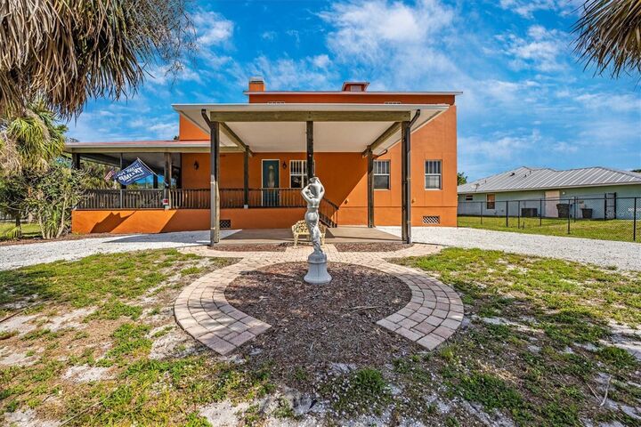 Property Photo: 280 W Cowles Street FL 34223