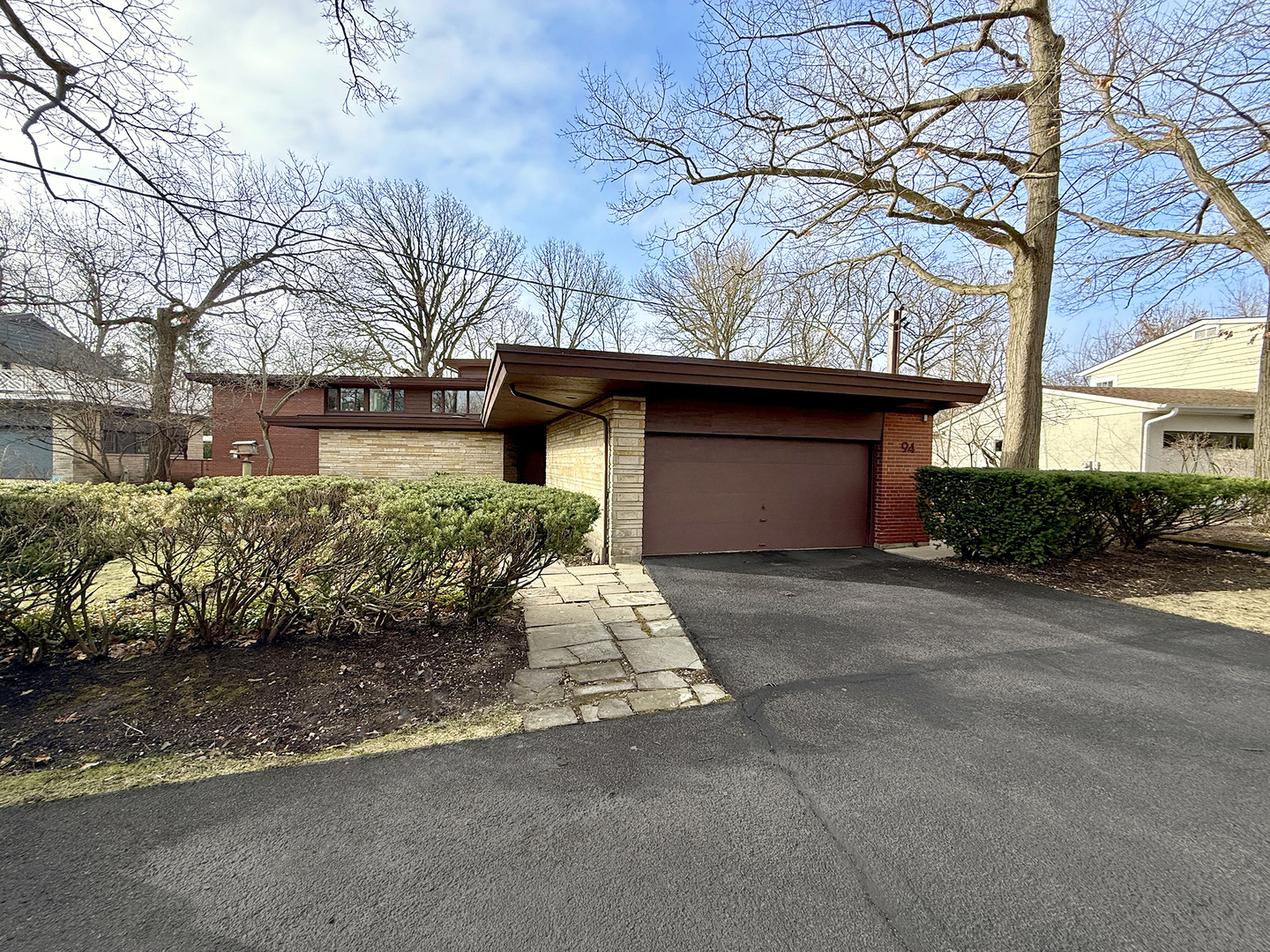 Property Photo: 94 Oakmont Road IL 60035