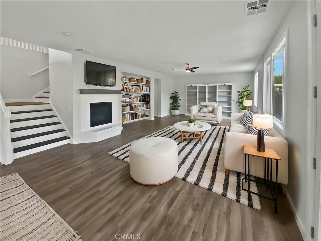 Property Photo: 29176 Dentaria Way CA 92563