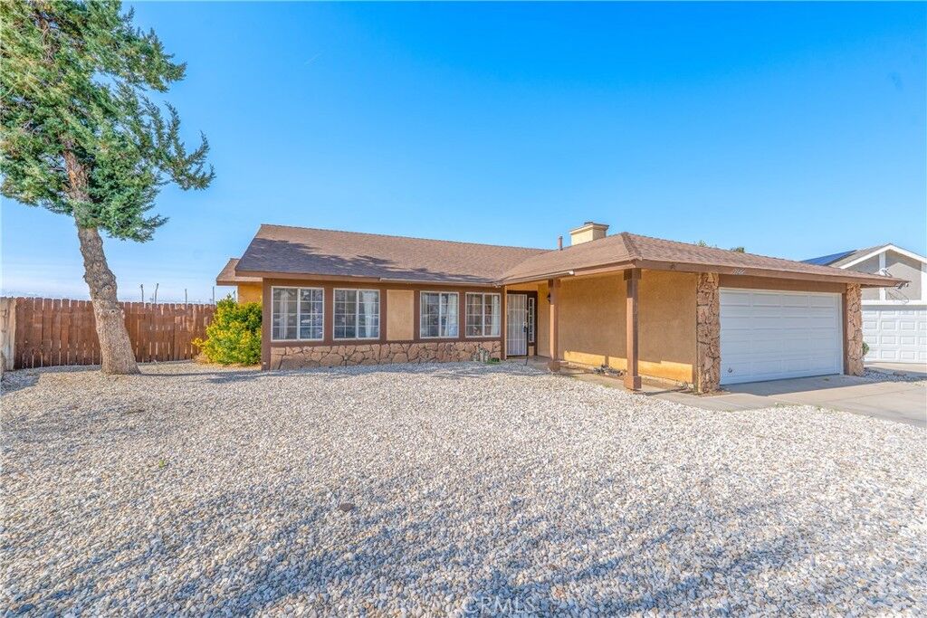 Property Photo: 18414 Thomas Court CA 92301