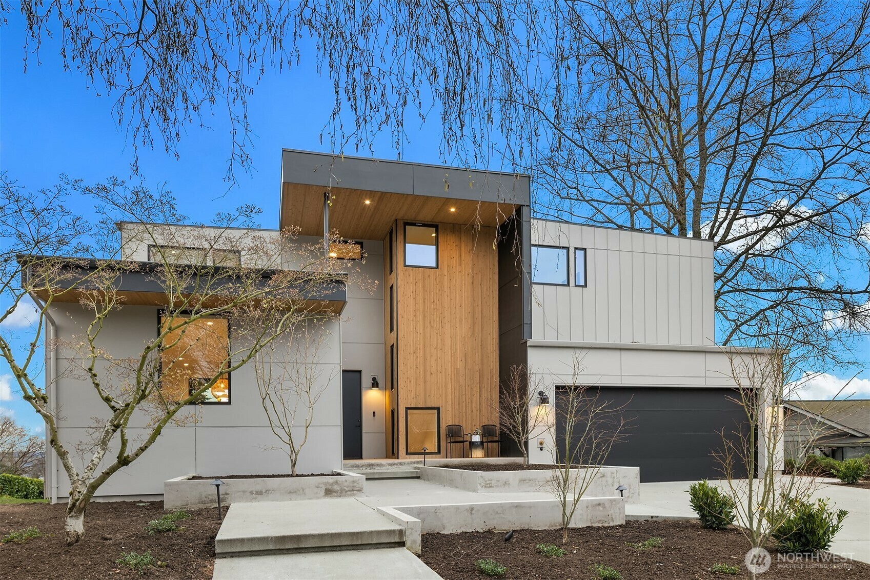 Property Photo: 6221 83rd Place SE WA 98040