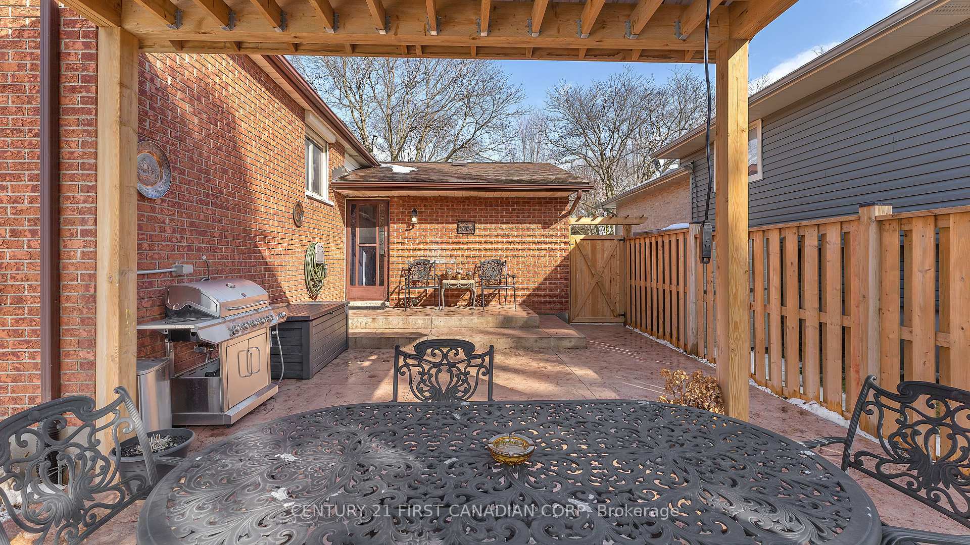 Photo de la propriété: 199 Highview Avenue W ON N6J 4C8