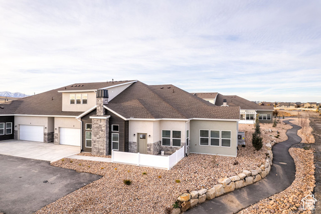 Property Photo: 1502 N Utah Cottage Dr B UT 84045