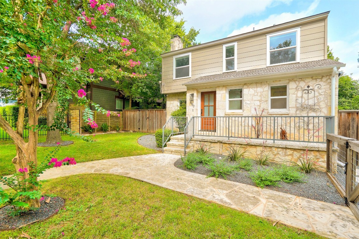 Property Photo:  3902 Willbert Road  TX 78751 