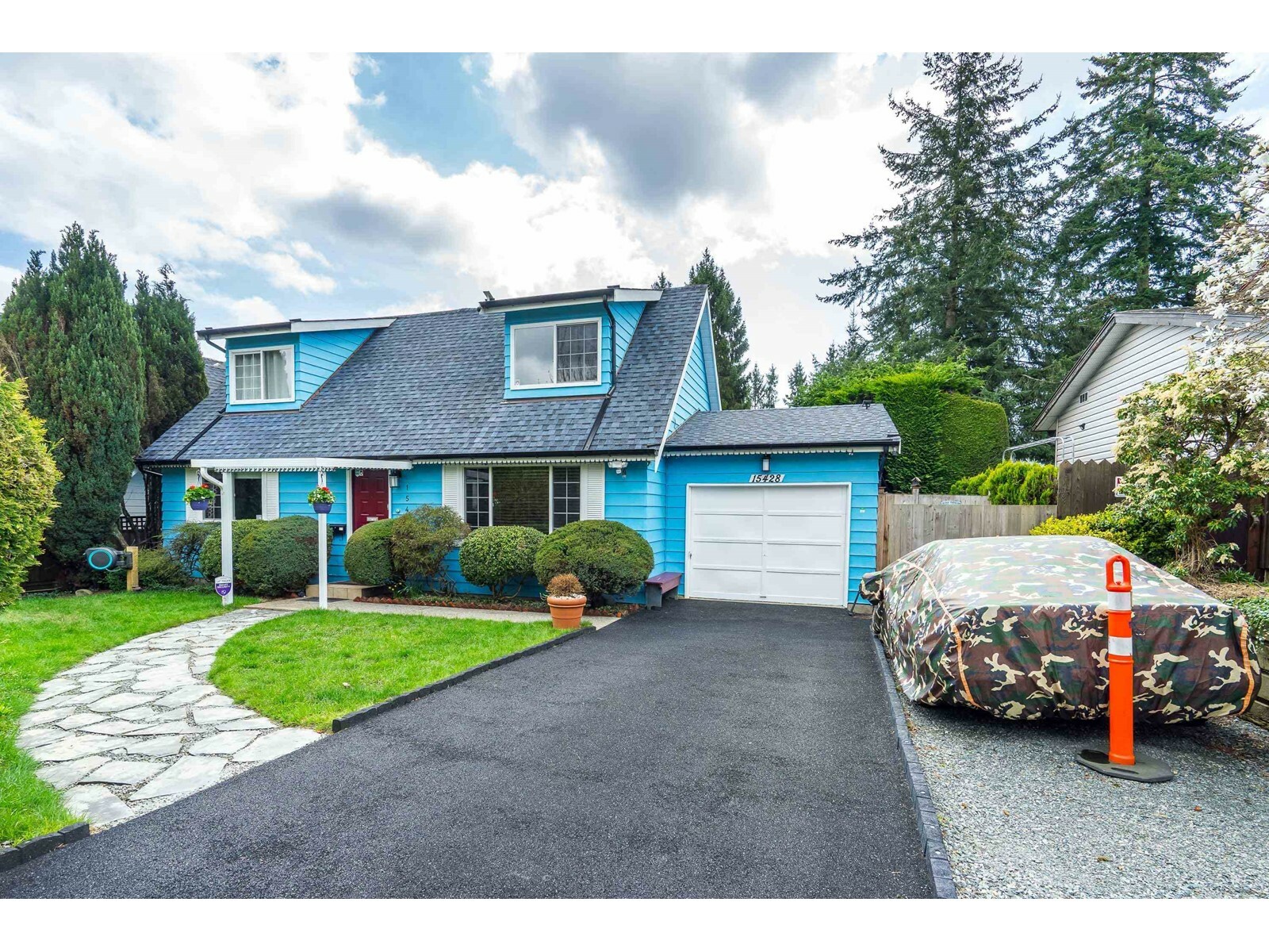 Property Photo: 15428 Madrona BC V4A 5N3