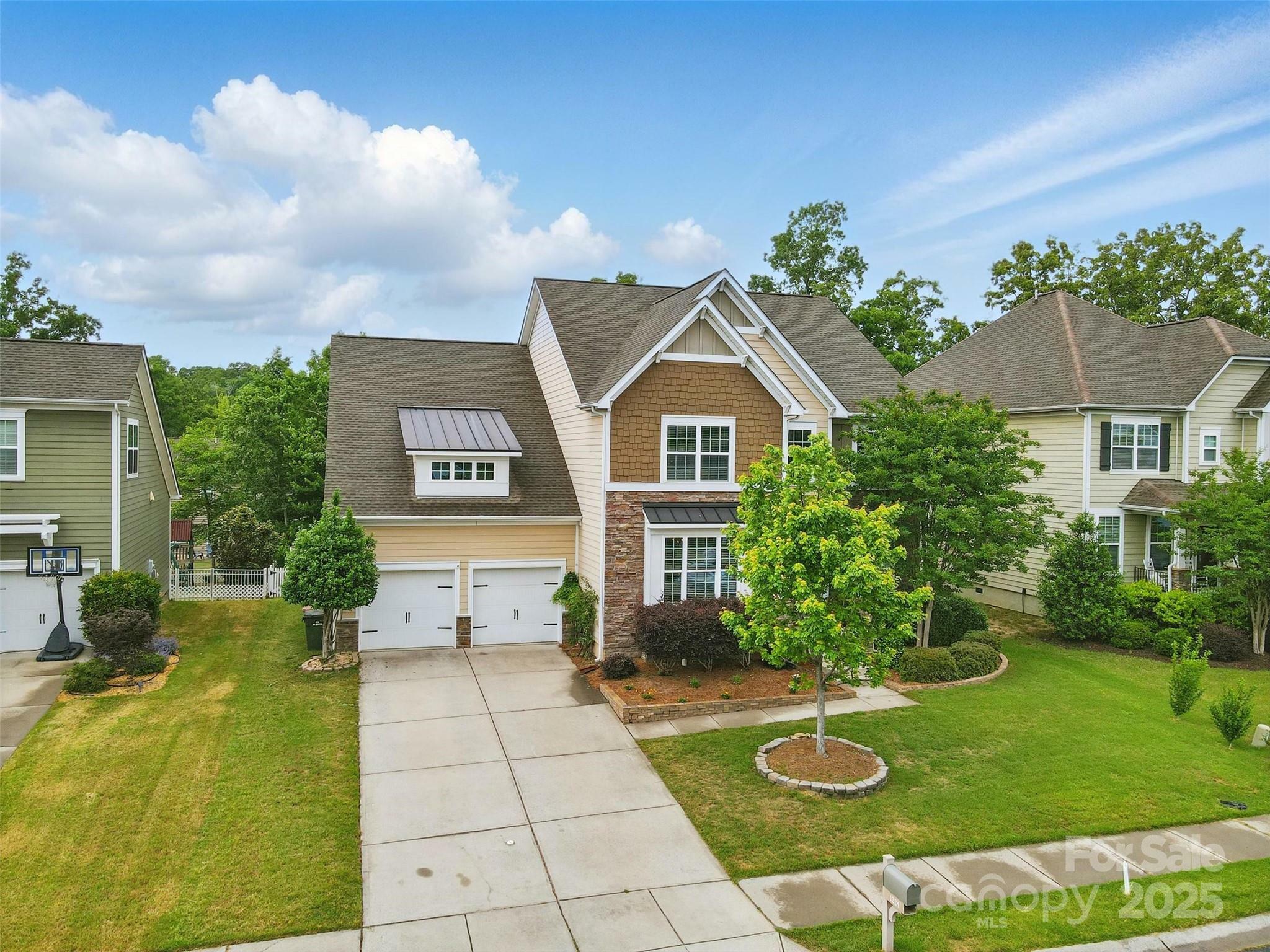 Property Photo: 1224 Screech Owl Road NC 28173