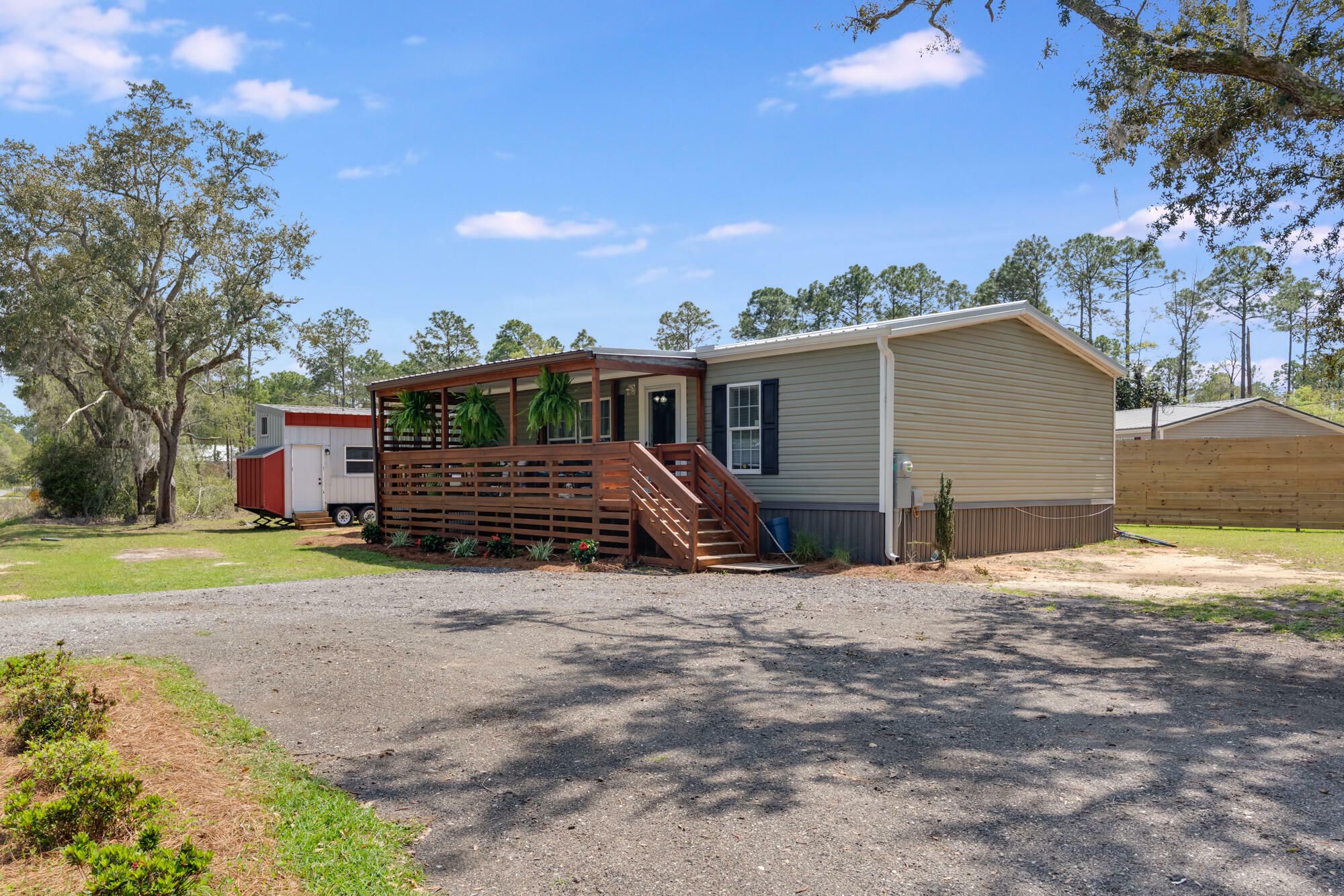 Property Photo: 266 Joe Campbell Road FL 32439