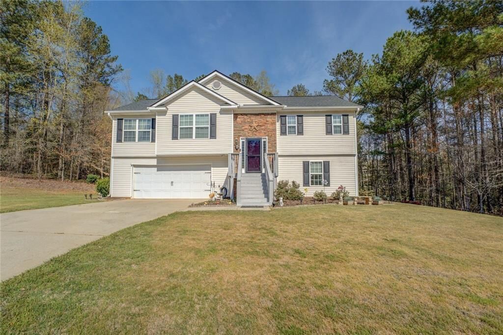Property Photo: 240 Arthurs Lane GA 30016