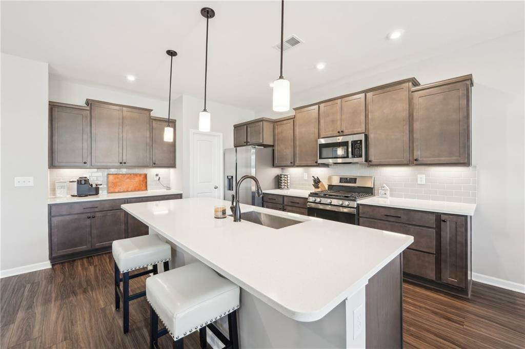 Property Photo: 627 Michigan Circle GA 30548