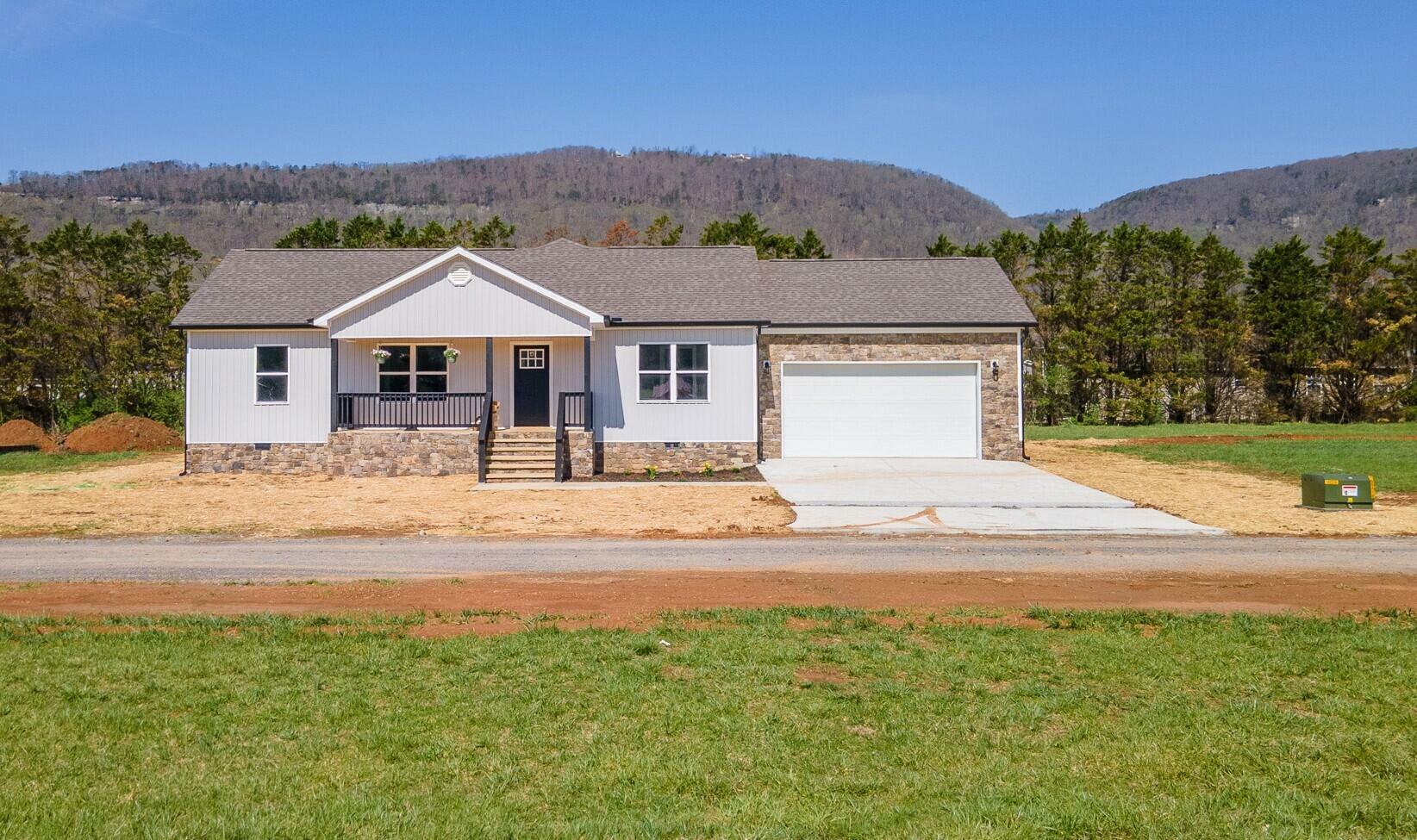 32 Galloway Airport Road  Dunlap TN 37327 photo