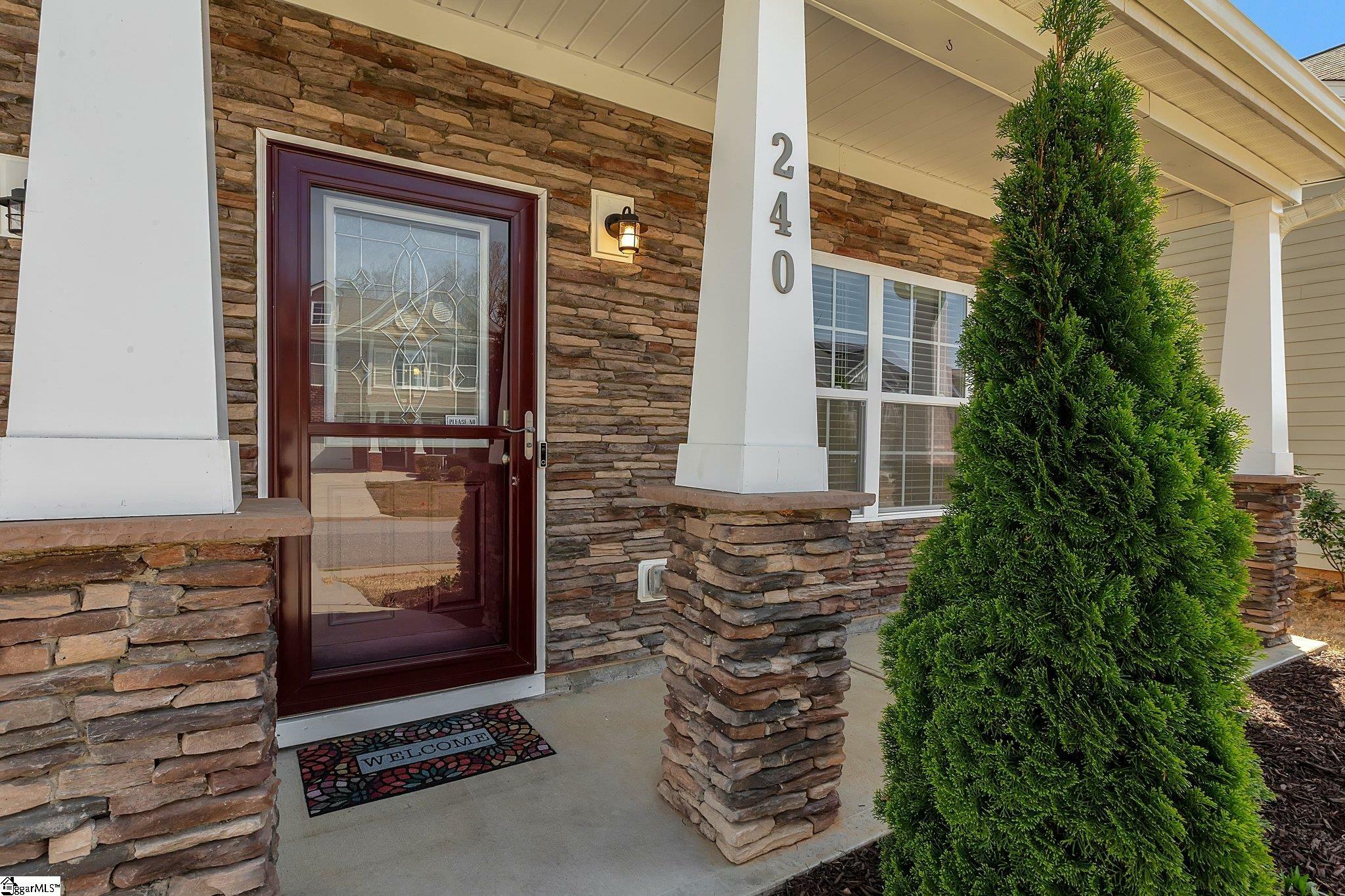Property Photo: 240 Elmhaven Drive SC 29681