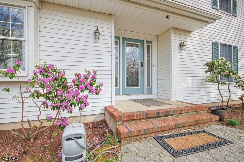 Property Photo: 18 Cardinal Dr NJ 07840