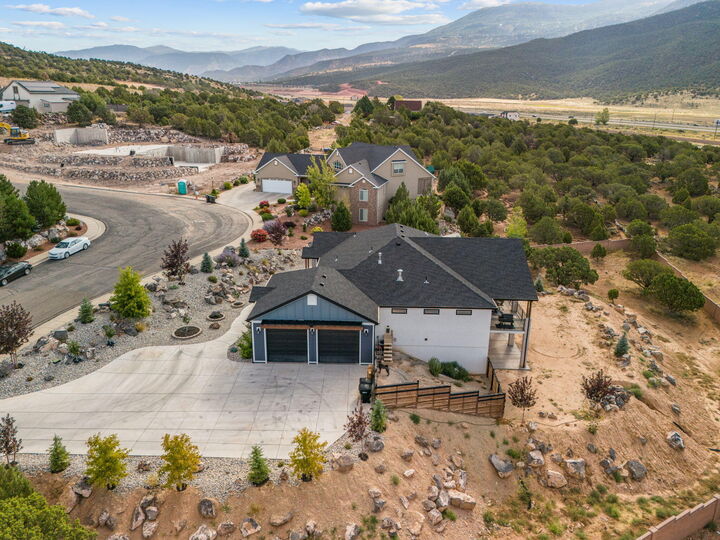 Property Photo:  2753 W Eagle Ridge Loop S  UT 84720 
