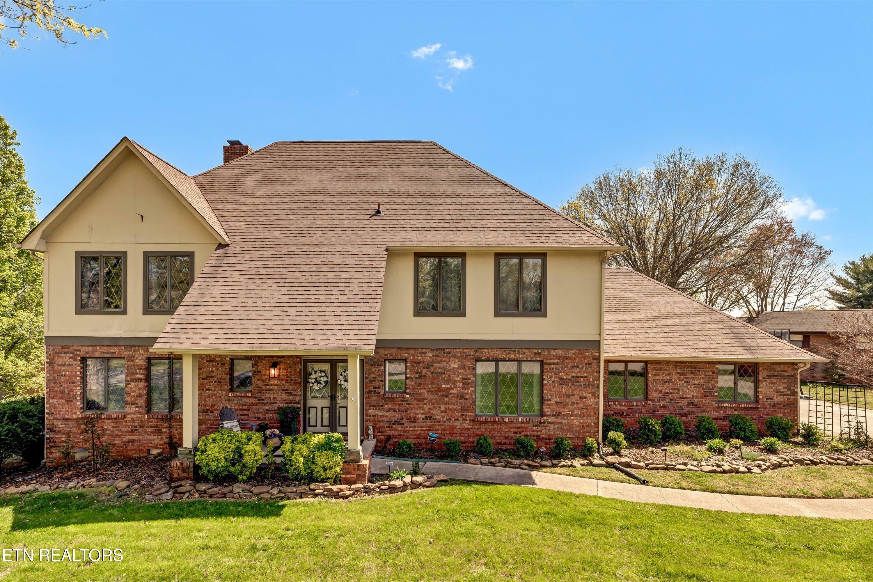 Property Photo: 1015 Chateaugay Rd TN 37923