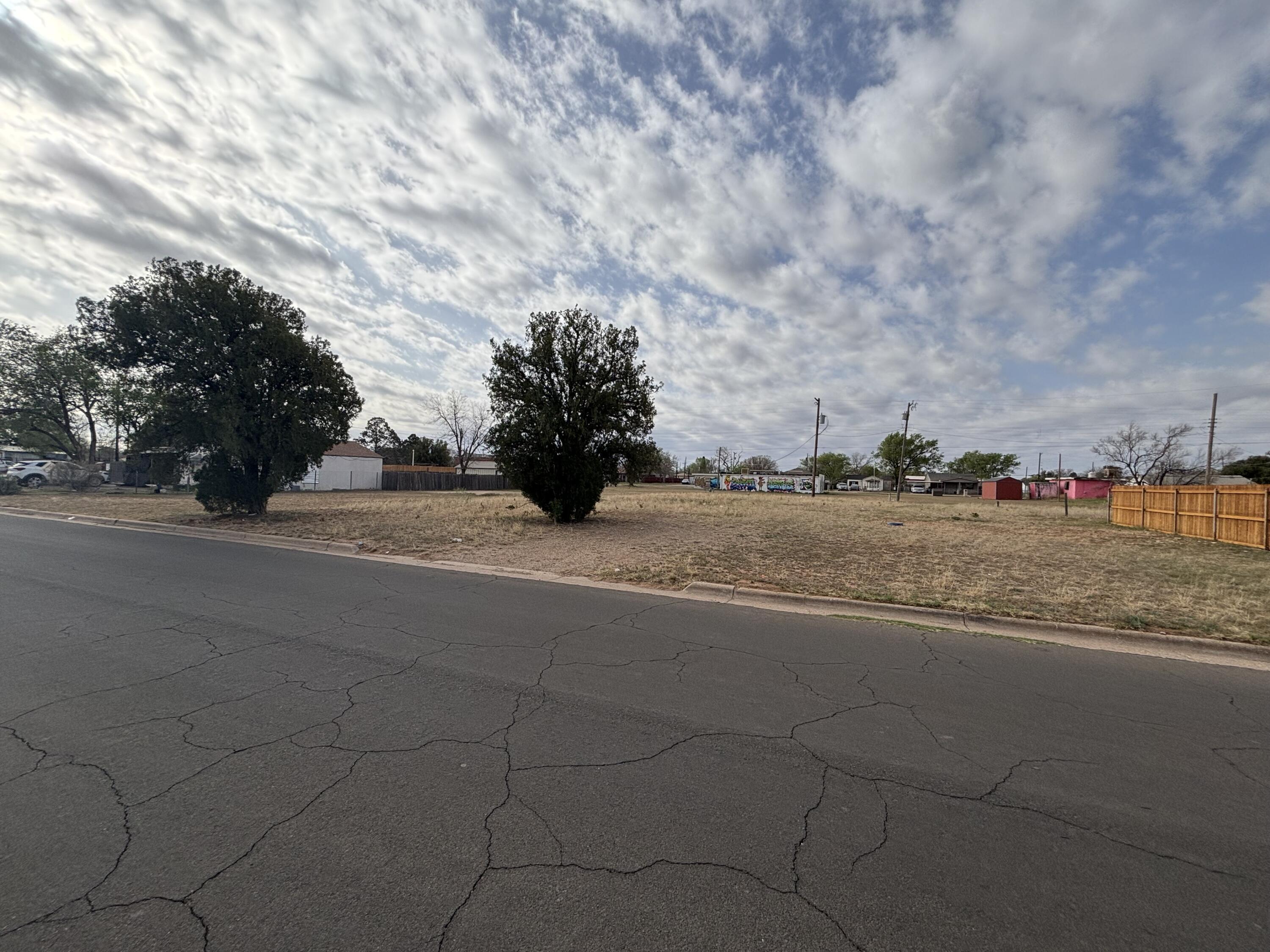 Property Photo: 2913 Cornell Street TX 79415
