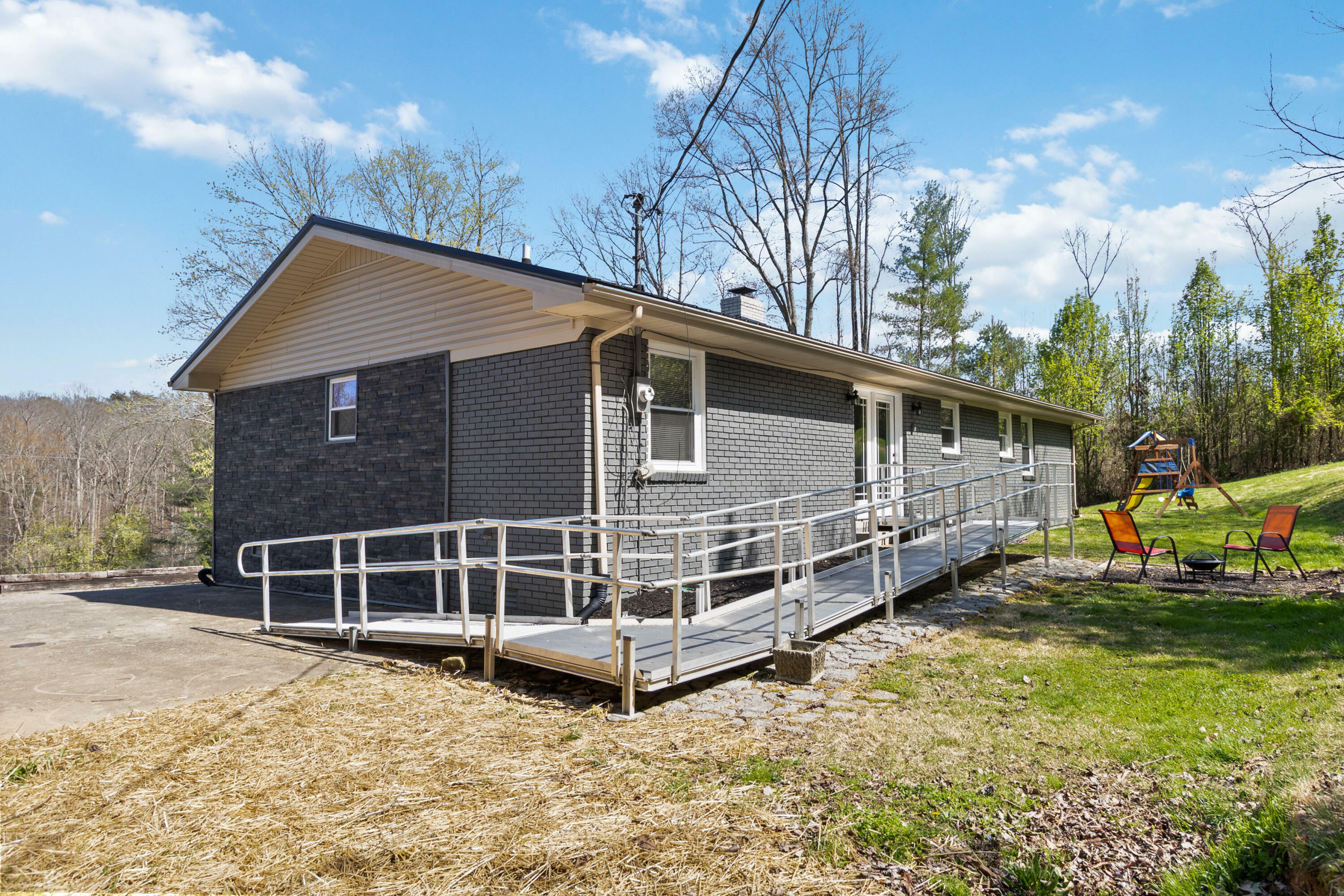 Property Photo: 245 Upper Bar Hill Road KY 40769