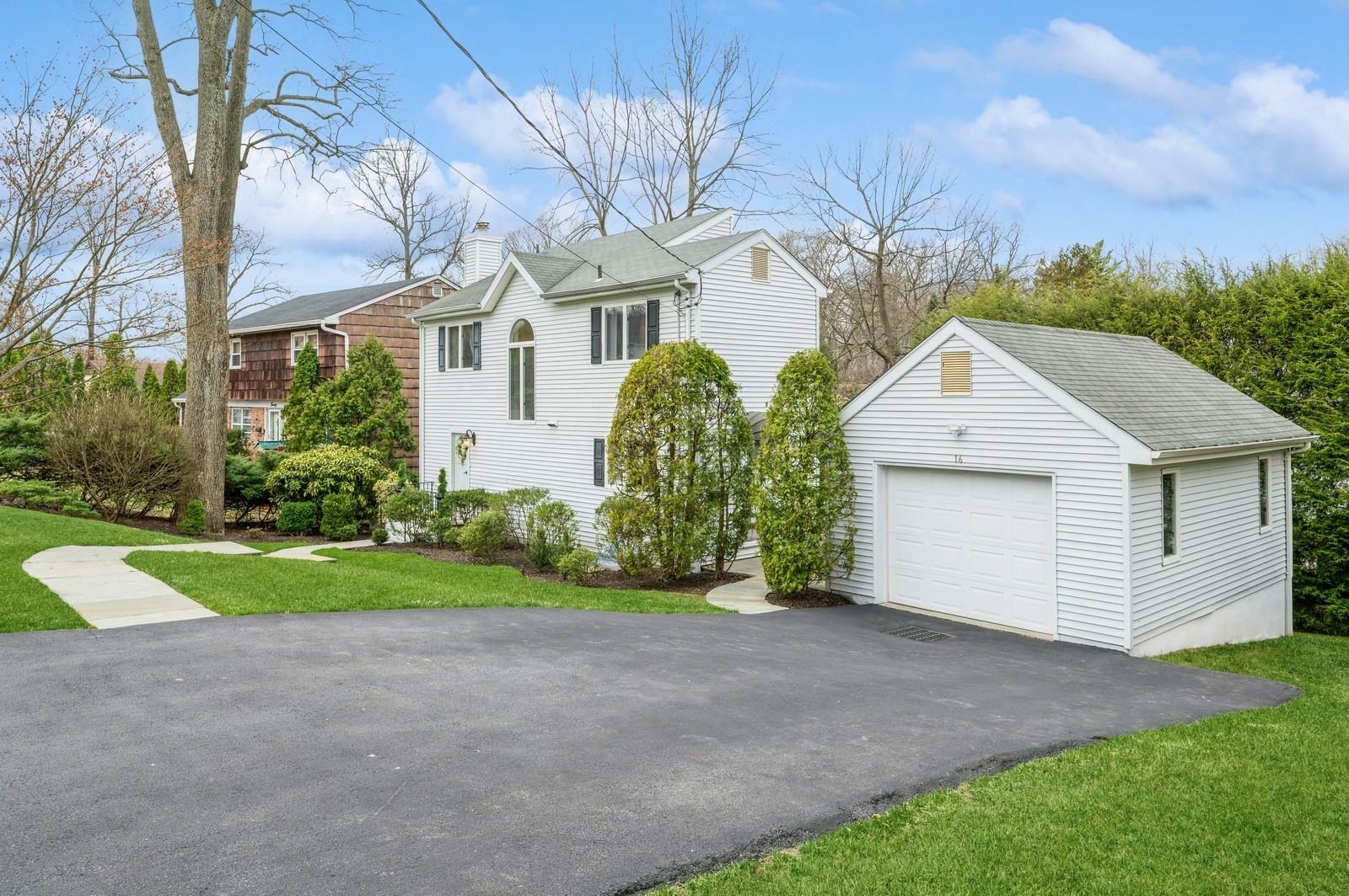 Property Photo: 16 Greenvale Place NY 10583