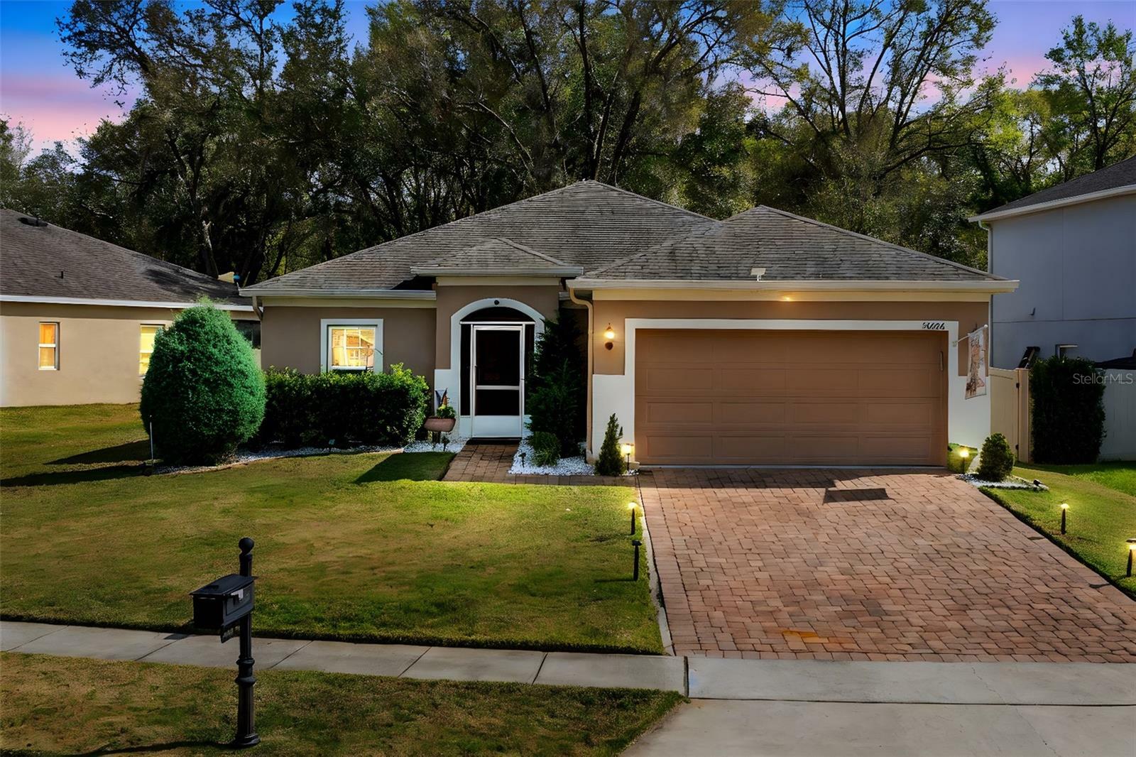 Property Photo: 34626 Salerno Circle FL 32776