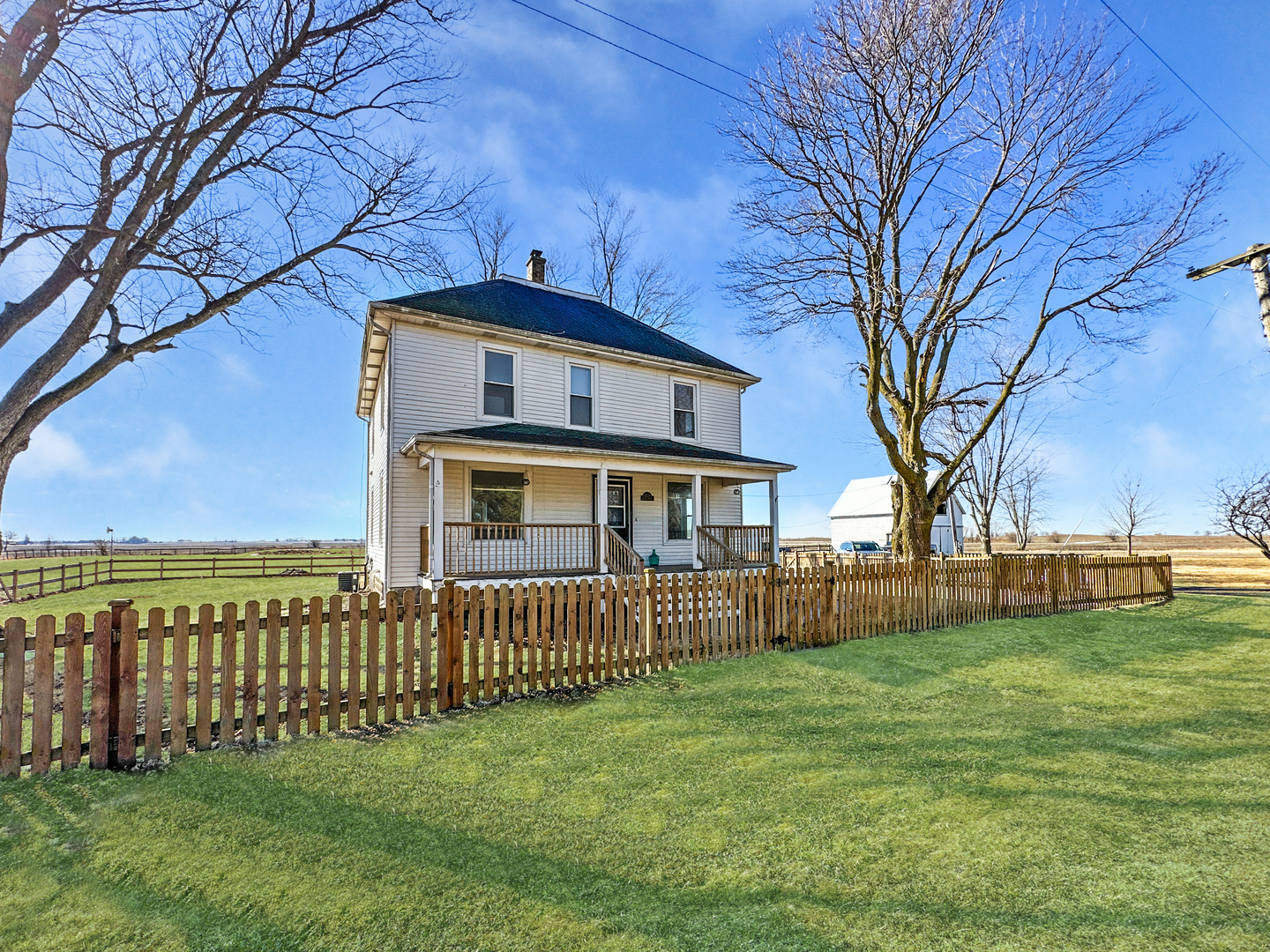 17128 Lukens Road  Sycamore IL 60178 photo