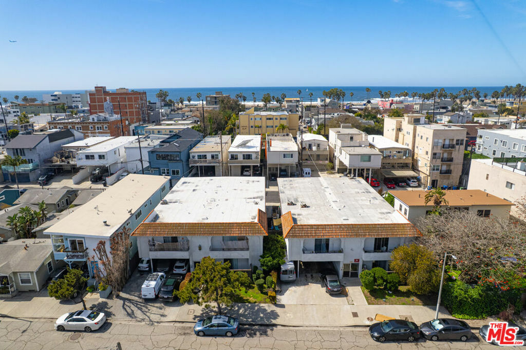 Property Photo: 1921 Canal Street CA 90291