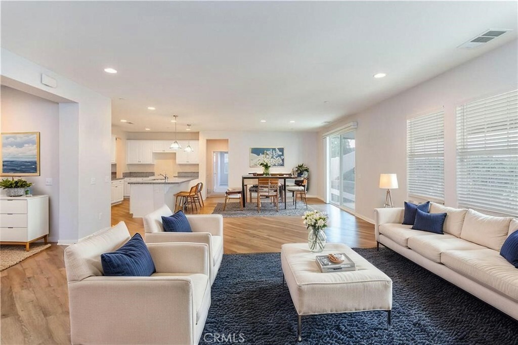 Property Photo:  30148 Woodland Hills Street  CA 92563 