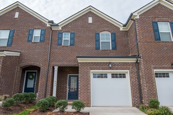 Property Photo:  555 Becks Pl  TN 37066 