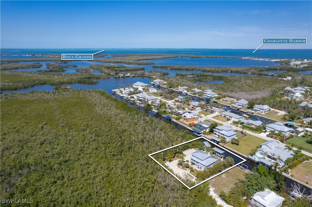 Property Photo:  7940 Lobean Lane  FL 33922 