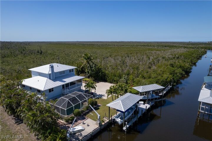 Property Photo:  7940 Lobean Lane  FL 33922